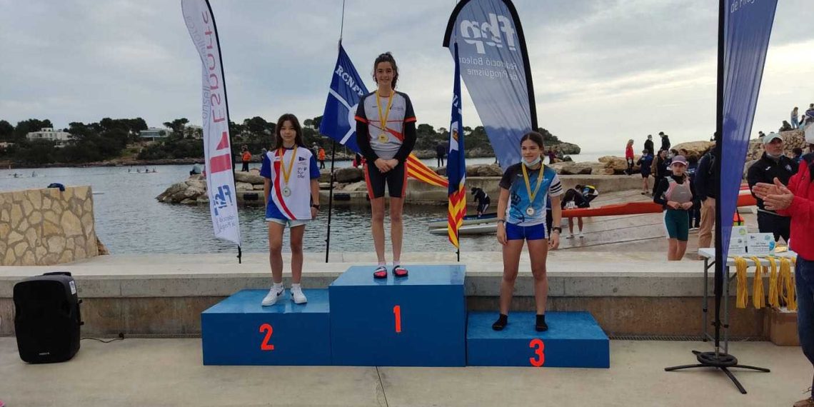 Los palistas del CNSA vuelven de la 1º Copa Balear de Promoción con doce medallas