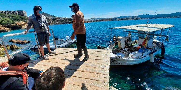 Nueva jornada de la ‘Setmana de Mar’ para los alumnos con diversidad funcional de Apneef, Amadiba y Apfem