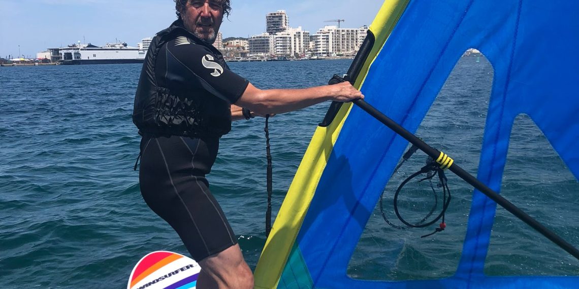 Adults Windsurf Open, un programa para responder a la alta demanda de este deporte