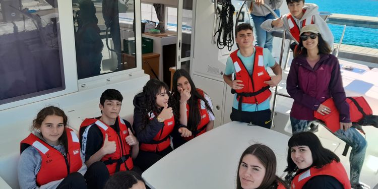 Nueva jornada del proyecto APS Badia de Portmany dedicada a la construcción de ‘llaüts’, para alumnos de Quartó de Portmany