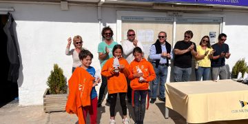 Candela Martín se alza como campeona del Trofeo Marí Mayans, en aguas de Platja d’en Bossa
