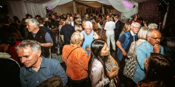 Es Nàutic da inicio a los actos conmemorativos del 50 aniversario con llenazo en la carpa