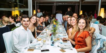 La cena de gala de Es Nàutic, con más de 400 personas, cerró un mes de conciertos, arte, teatro y conferencias