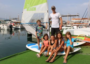 Los alumnos del segundo curso de verano de Es Nàutic se marchan a casa después de dos semanas de diversión y deporte náutico