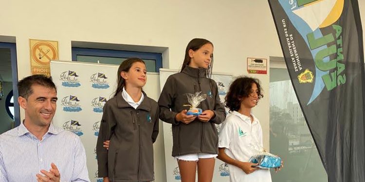Candela Martín, de Es Nàutic, se alza con la victoria absoluta en la segunda prueba clasificatoria insular de Optimist