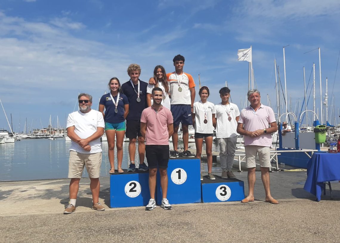 Álvaro Rubio y Valentina Rodríguez, campeones de K-2 Mixto Cadete