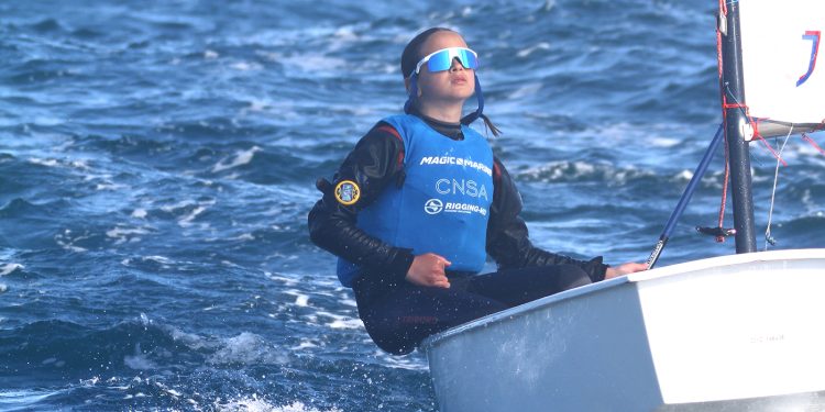 Candela Zarco, única representante pitiusa en el Campeonato de España de Optimist, en Alicante