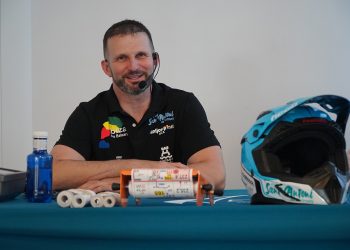 ‘Xerrades Essencials’ termina la temporada con Toni Vingut y sus aventuras en el Dakar