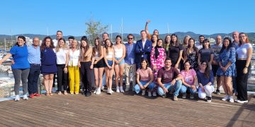 Los institutos participantes en el proyecto APS Badía de Portmany presentan sus proyectos en el acto de clausura