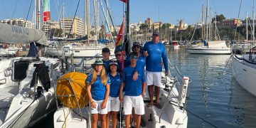 El joven equipo del ‘Nàutic Café del Mar’ ya compite en la Copa del Rey de Vela