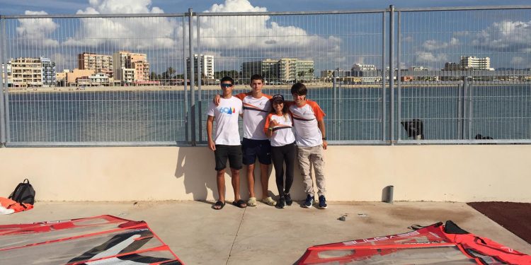 Los regastistas de Ilca e IQ Foil de Es Nàutic disputan la Copa Federación en Mallorca