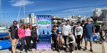 El Club Nàutic Sant Antoni celebra un clinic de la clase Windsurfer, con el objetivo de prepararse para el IWIM