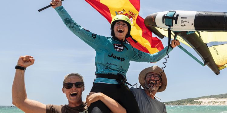 La gran campeona internacional Mar de Arce confirma su participación en el Ibiza Wingfoil Open