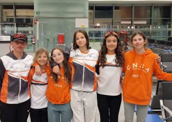 Diverses regatistes de Es Nàutic gairabé pugen al podi en la Copa Federació d’Optimist, a Ciutadella