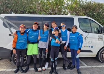 Set integrants de l’equip d’Optimist de Es Nàutic, en el Campionat de Balears