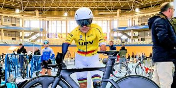 El veterano ciclista paralímpico Ricardo Ten ofrece una conferencia en Es Nàutic