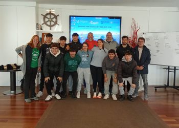 Surfing for Science detecta una elevada concentració de microplàstics a la badia de Portmany