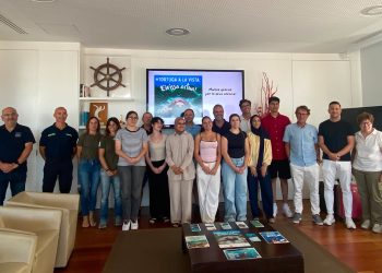 Alumnes de Quartó de Portmany presenten a Es Nàutic la campanya #Tortuga a la vista: ¡Ibiza actua!