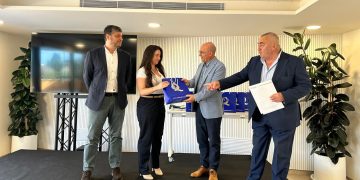 El Club Nàutic Sant Antoni recibe en Mallorca, de manos del Govern balear y del ICTES, la Q de Calidad