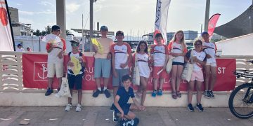Gran representación del Club Nàutic Sant Antoni en el Trofeo Mama Optimist, en Palma